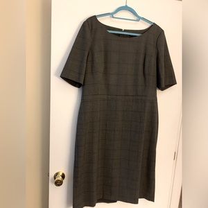 Ann Taylor size 18 professional gray plaid dress